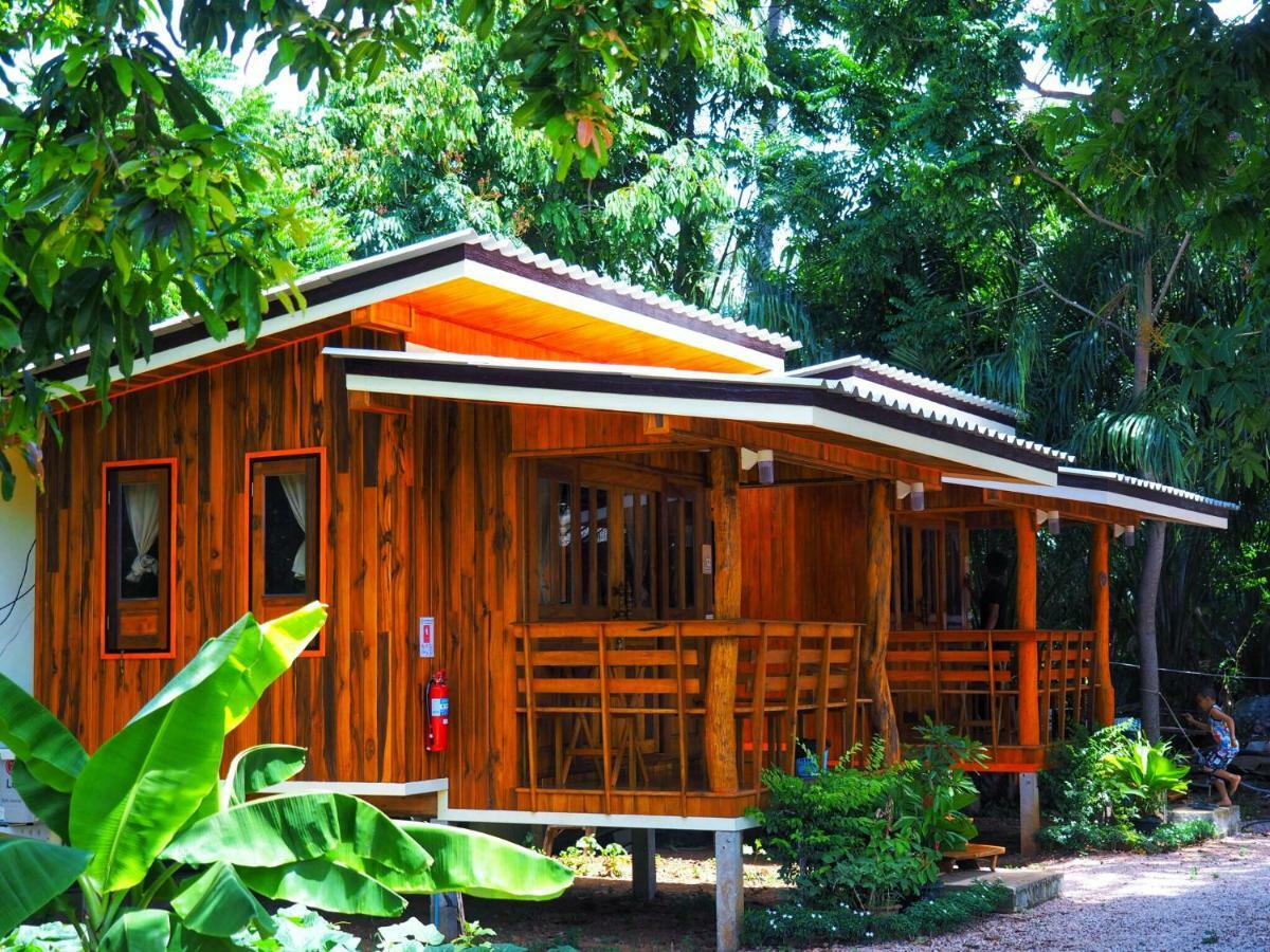 Baansuan Resort ساك دون المظهر الخارجي الصورة