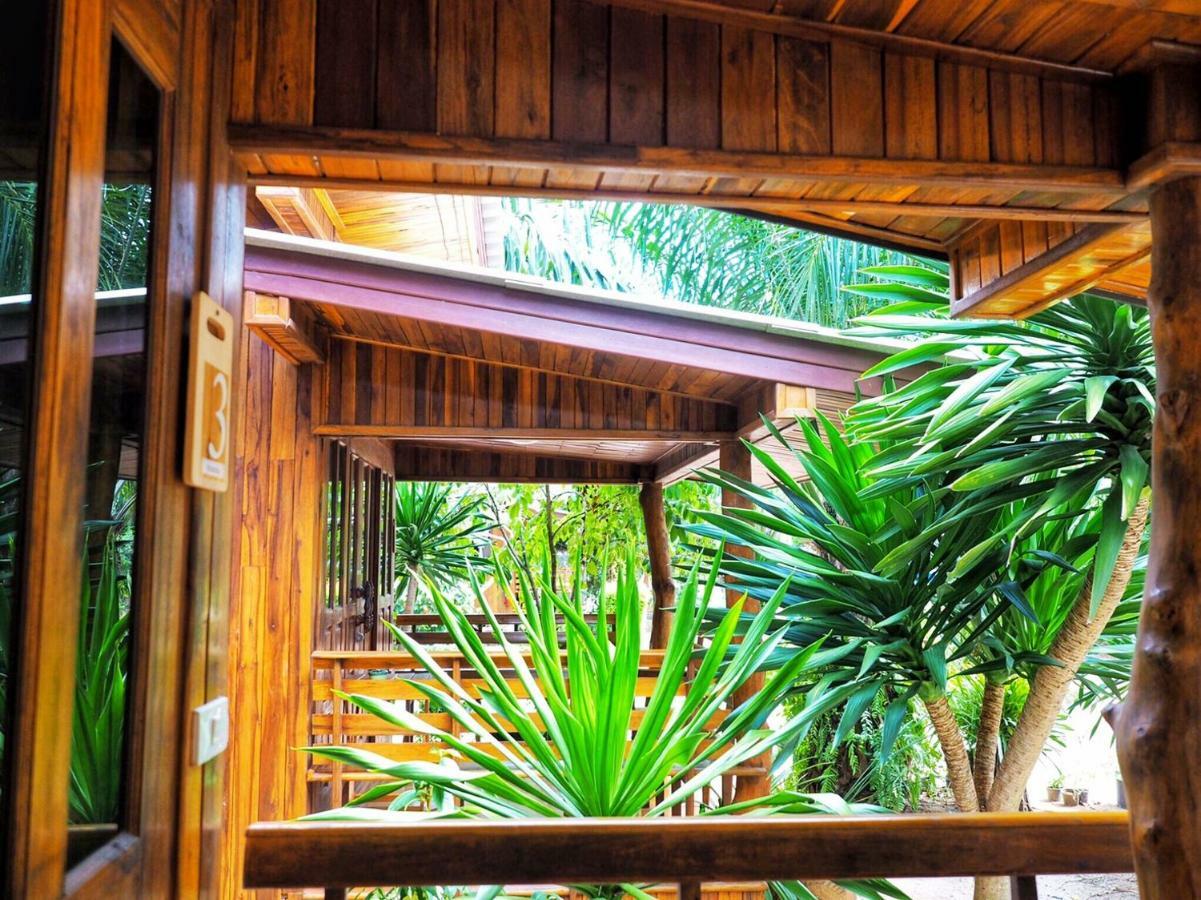 Baansuan Resort ساك دون المظهر الخارجي الصورة